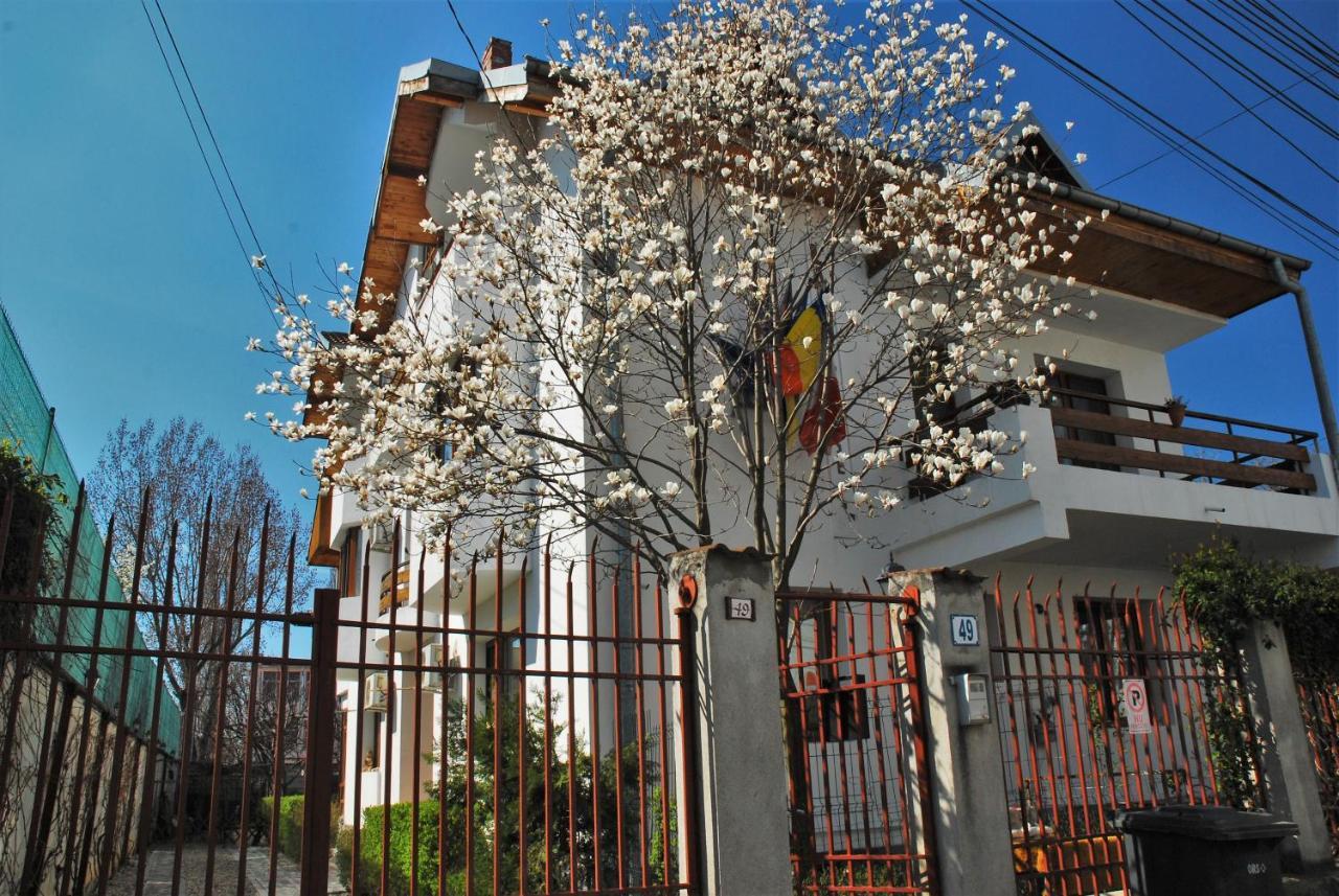 Pension La Noblesse Bucharest Exterior photo